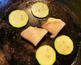 お弁当に　ハムとチーズの四つ折作り方2写真