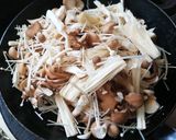 シンプルなきのこ炒め。作り方1写真