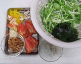 栄養満点！鶏むね肉の和風パワーサラダ作り方4写真