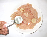鶏ささみの梅肉あえ♪簡単熱中症予防に作り方3写真