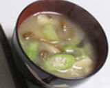 白オクラとなめこのみそ汁作り方4写真