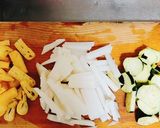 茄子と大根と油揚げの味噌汁作り方3写真