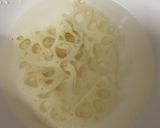 蓮根のアンチョビガーリック、パセリ炒め作り方1写真