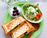 休日ランチに★キムチーズホットサンド作り方5写真