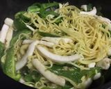 イカとピーマンとモヤシたっぷりの焼きそば作り方4写真
