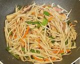 焼き塩鯖でもやし炒め作り方4写真