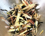 1分おつまみ！みょうがと塩昆布和え作り方1写真
