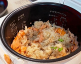 簡単！秋鮭とたっぷりキノコの炊き込みご飯作り方11写真