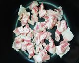 ズッキーニを豚バラ肉の油で炒める作り方3写真