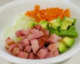 野菜たっぷり☆アボガド＆ベーコンサラダ作り方2写真