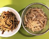 材料2つ♫ゼンマイ水煮と蒟蒻の炒め煮作り方1写真