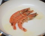 エスニック味の「旨辛海老料理」作り方1写真