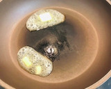 コーンとベーコンとほうれん草のバター炒め作り方1写真