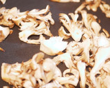 舞茸と牛切り落としのコチュジャン炒め作り方1写真