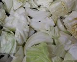 ぶっこみ☆サバ缶キャベツ塩レモンパスタ♪作り方3写真