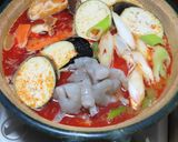 卓上コンロでトマト入り簡単トムヤム鍋作り方13写真