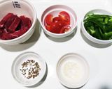 犬ご飯　ピーマンと馬肉の炒め物作り方1写真