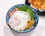 丼2021.10.01 ウィンナ目玉焼き作り方1写真
