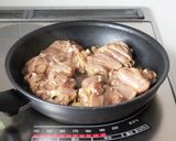 チキンのバルサミコソテー（トマトソース）作り方4写真
