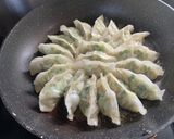 ビールに合う！ラーメン屋さんの本格餃子作り方8写真