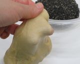 絶品!全粒粉入りごま塩バターパン作り方5写真