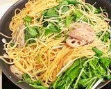 《めんつゆで簡単♪》蓮根と水菜のパスタ作り方7写真
