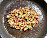 鶏とゴボウに万願寺唐辛子の味噌炒め作り方6写真
