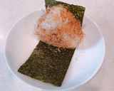 鮭フレークとおかかで、たどん風、おにぎり作り方4写真