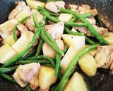 チキンとカリカリポテトのハーブソテー作り方6写真