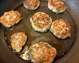 【簡単作り置き】鶏挽肉ともずく焼き作り方5写真