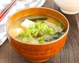 ほっと温まるっ♡わかめと豆腐の味噌汁作り方4写真