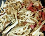 ４種のキノコとベーコンのクリームパスタ作り方3写真