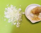 ワンタンの皮でパリッパリッひき肉揚げ♪作り方1写真