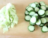 簡単に【キュウリとキャベツの昆布茶浅漬け作り方1写真