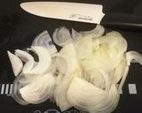 超簡単!たまねぎと落とし卵のお味噌汁✨作り方2写真