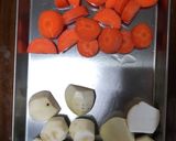 里芋と人参のバター煮作り方1写真