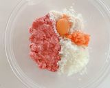野菜たっぷりチーズインハンバーグ作り方1写真