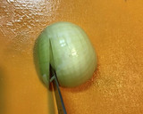ちょっと特殊？！簡単！玉ねぎのみじん切り作り方1写真