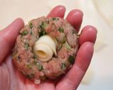 とろ～りチーズinスナックメンチボール作り方3写真