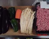 牛豚ミンチと野菜の甘味噌炒め作り方1写真
