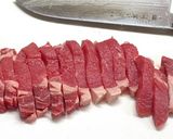 薩摩芋と牛肉のガーリックオイル炒め作り方3写真