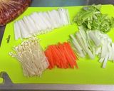 味付け牛肉と千切り野菜のピリ辛すき焼き風作り方2写真