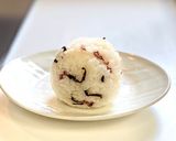 塩昆布と梅干（うめこ）の混ぜ込みおにぎり作り方6写真