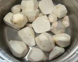 里芋の白煮『何食べ』#48作り方1写真