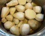 里芋の白煮『何食べ』#48作り方3写真