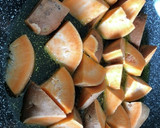 手羽先とさつまいものニンニク照り焼き作り方2写真