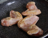 手羽先とさつまいものニンニク照り焼き作り方4写真