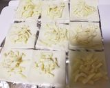 簡単つまみ！焼売皮で　パリパリ枝豆チーズ作り方1写真