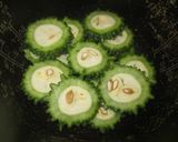 ゴーヤーと鶏もも肉の煮物作り方3写真