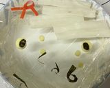 ロールパンナおにぎり弁当(隙間は金平糖)作り方4写真